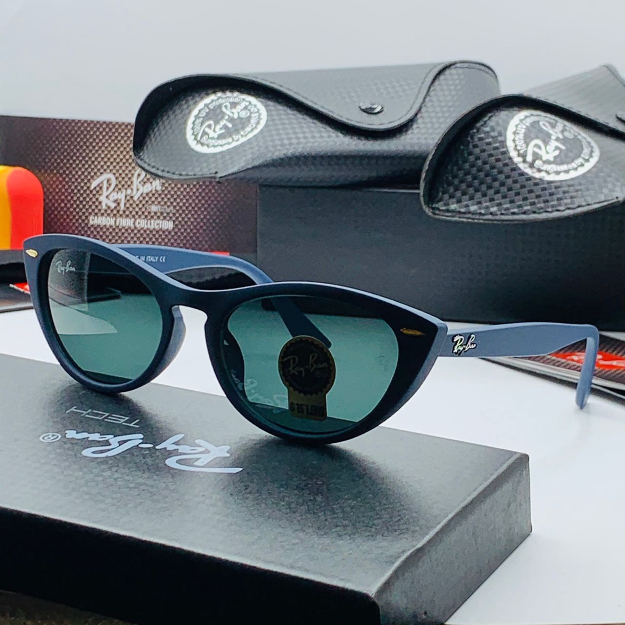 Ray Ban Wayfarer Small Frame Sunglasses 